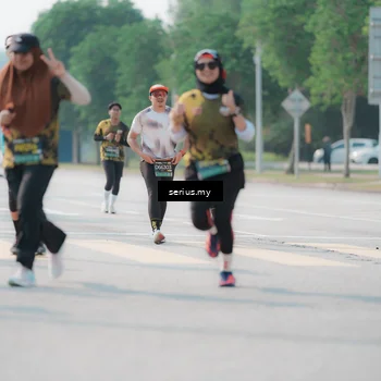 Runner Photo 6438523