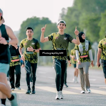 Runner Photo 6438531