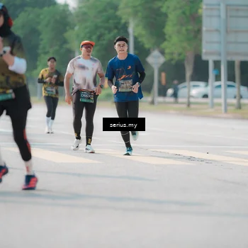 Runner Photo 6438540