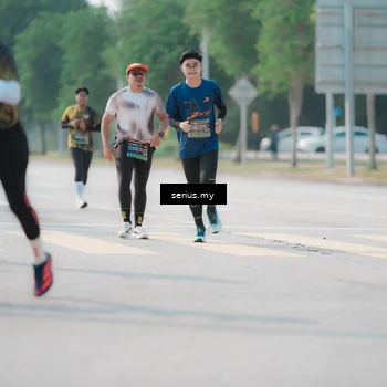 Runner Photo 6438543