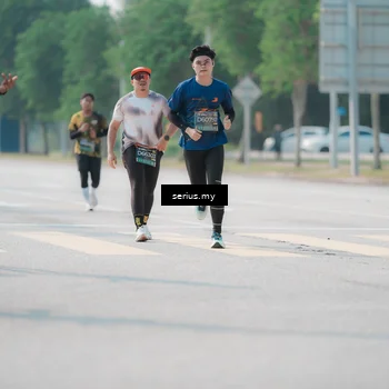 Runner Photo 6438544