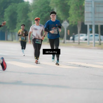 Runner Photo 6438546