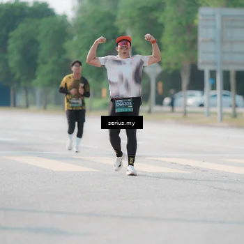 Runner Photo 6438567