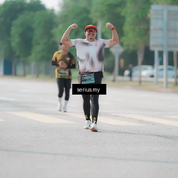 Runner Photo 6438576