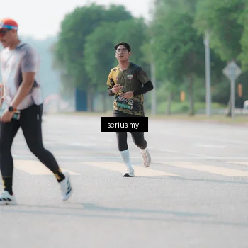 Runner Photo 6438600