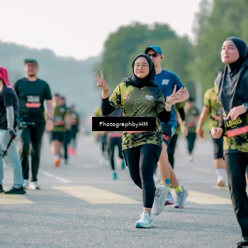 Runner Photo 6438617