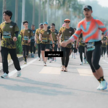 Runner Photo 6438642