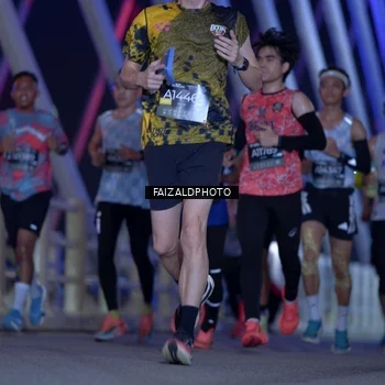 Runner Photo 6438650