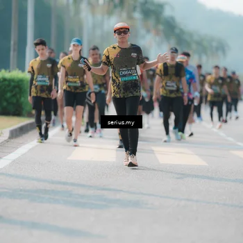 Runner Photo 6438654