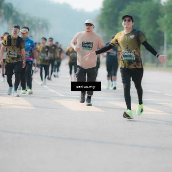 Runner Photo 6438667