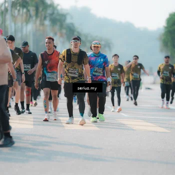 Runner Photo 6438695