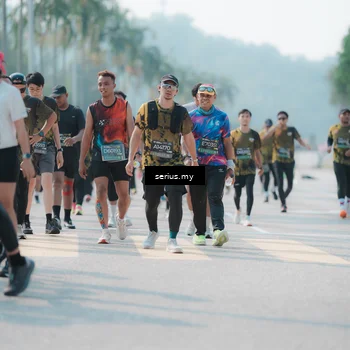 Runner Photo 6438698