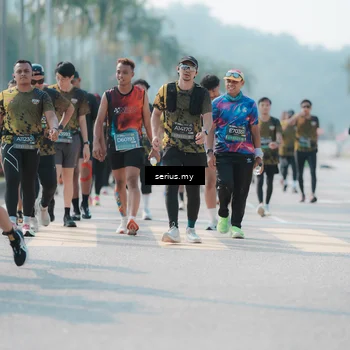Runner Photo 6438701