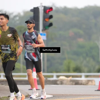 Runner Photo 6438702