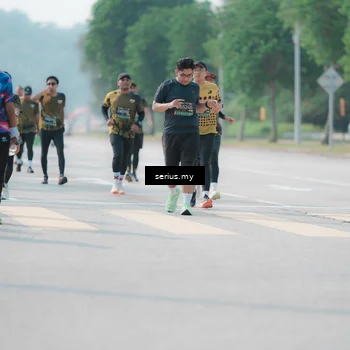 Runner Photo 6438723
