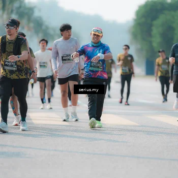 Runner Photo 6438742