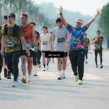 Runner Photo 6438747