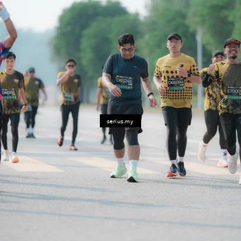 Runner Photo 6438753