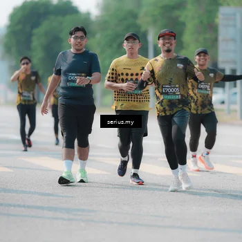 Runner Photo 6438758