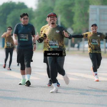 Runner Photo 6438765