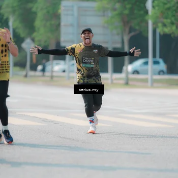 Runner Photo 6438768