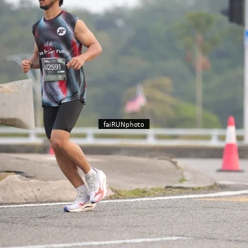Runner Photo 6438772