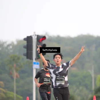 Runner Photo 6438775