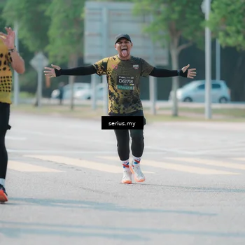 Runner Photo 6438783