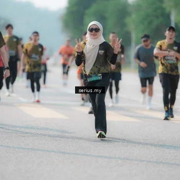 Runner Photo 6438796