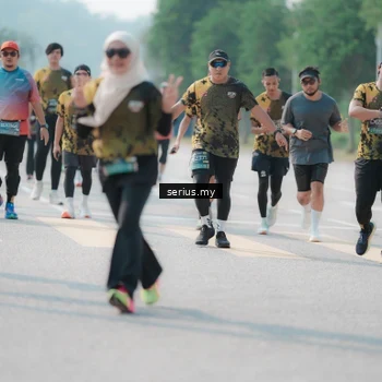 Runner Photo 6438801