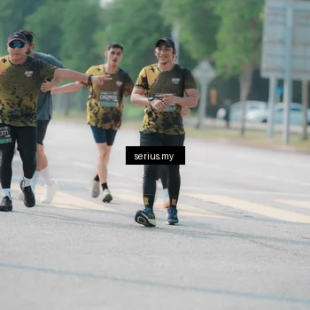 Runner Photo 6438823