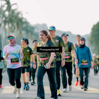 Runner Photo 6438835