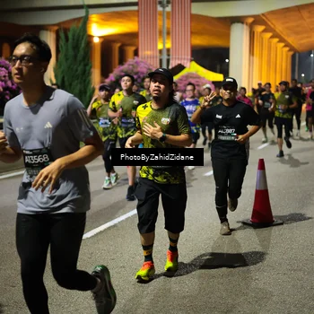 Runner Photo 6438848