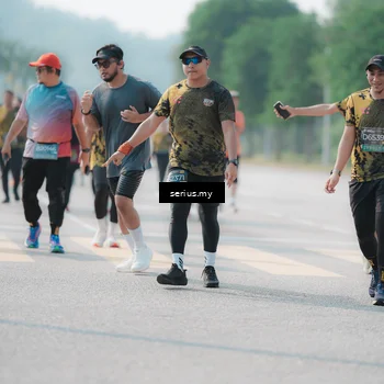 Runner Photo 6438857