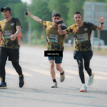 Runner Photo 6438858
