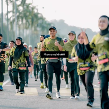 Runner Photo 6438865