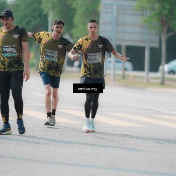 Runner Photo 6438867