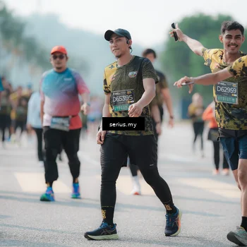 Runner Photo 6438877