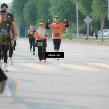 Runner Photo 6438888