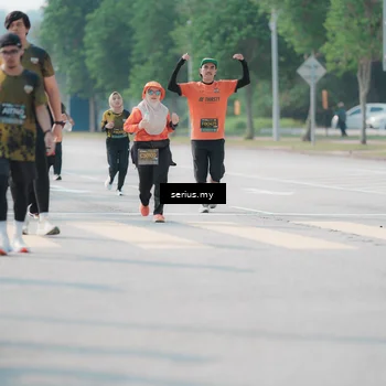 Runner Photo 6438895