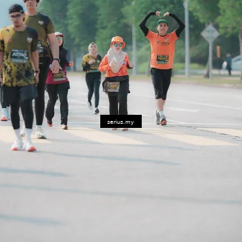 Runner Photo 6438896