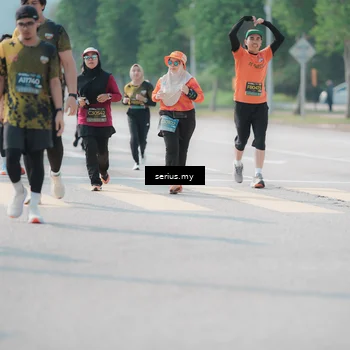 Runner Photo 6438904