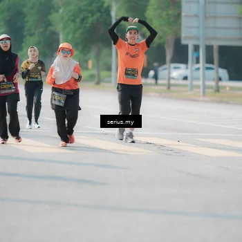 Runner Photo 6438912