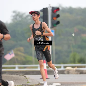 Runner Photo 6438922