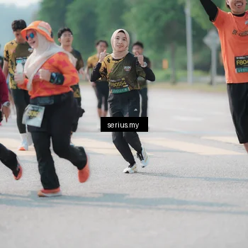 Runner Photo 6438953
