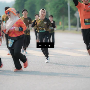 Runner Photo 6438959