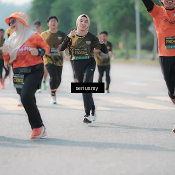 Runner Photo 6438960
