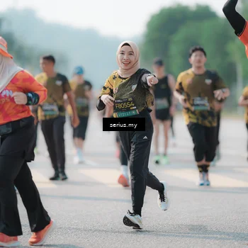 Runner Photo 6439000