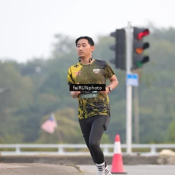 Runner Photo 6439019