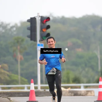 Runner Photo 6439028
